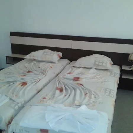 Guest house Family Praha Primorsko