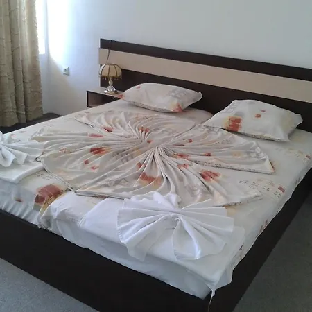 Guest house Family Praha Primorsko